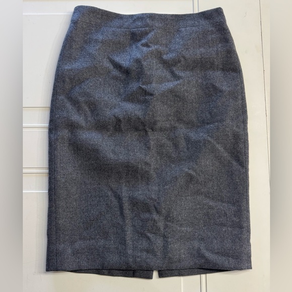 J.Crew No. 2 Pencil Skirt Stretch Gray Wool Business Casual Size 00 - Picture 1 of 6